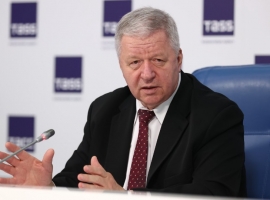 Лидер ФНПР Михаил Шмаков поддержал идею о сокращении рабочей недели