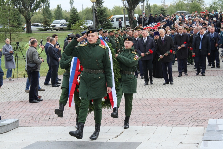 Омские профсоюзы почтили память жертв терактов