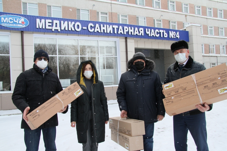 Омские профсоюзы передали медучреждениям рециркуляторы
