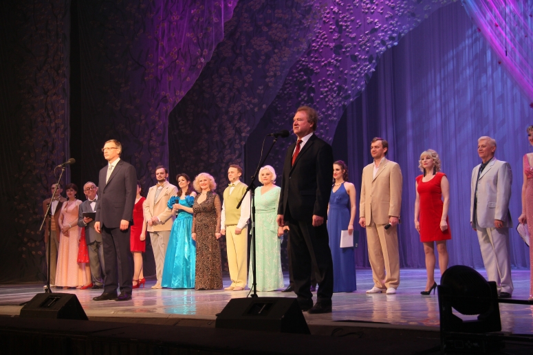В Омске Первомай отпраздновали торжественным концертом