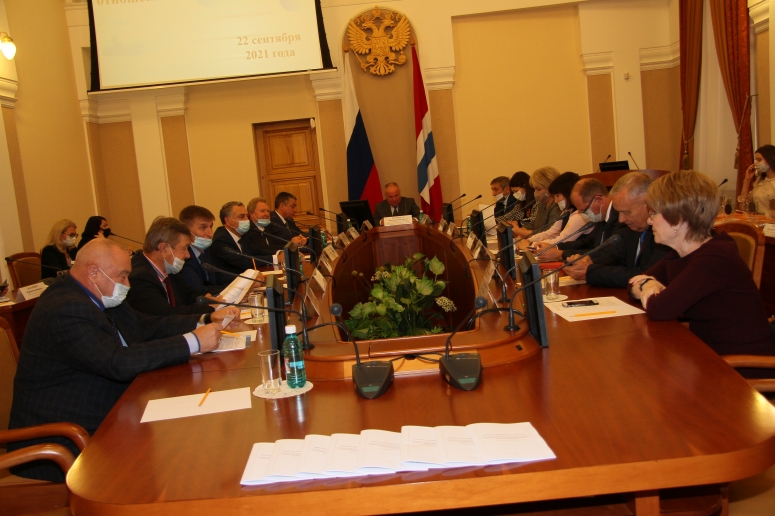 Заседание областной трехсторонней комиссии